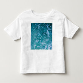 Tiefblaue Ozeanwellen Kleinkind T-shirt