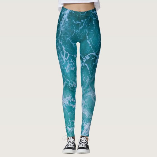 Tiefblaue Ozeanwellen Leggings (Vorderseite)