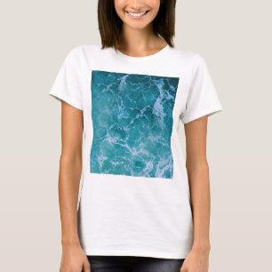 Tiefblaue Ozeanwellen T-Shirt