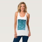 Tiefblaue Ozeanwellen Tank Top (Vorderseite Vollansicht)