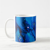 Tiefblaue Unterwasser-Alkoholtink-Malerei Kaffeetasse (Links)