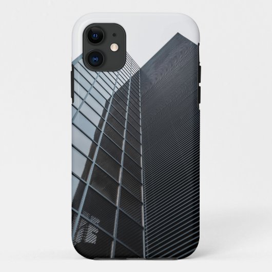 Tiefenwinkel der Mikrofongehäuse aus schwarzem Geb Case-Mate iPhone Hülle (Rückseite)