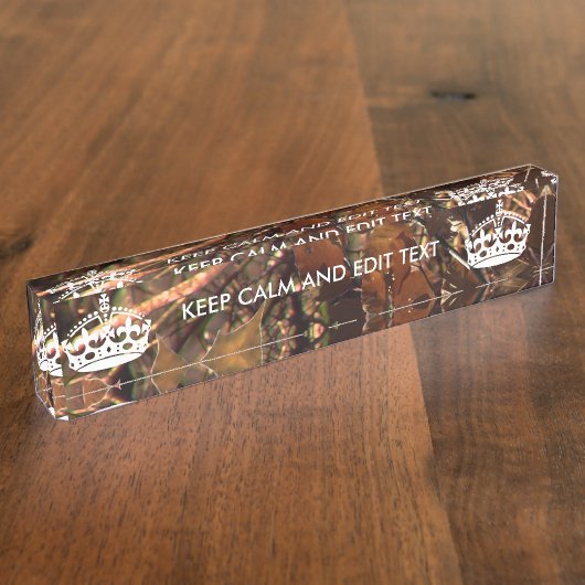 Tiefer Holz-Camouflage-Fall behalten Ruhe Ihr Text Namensplakette (Seite)