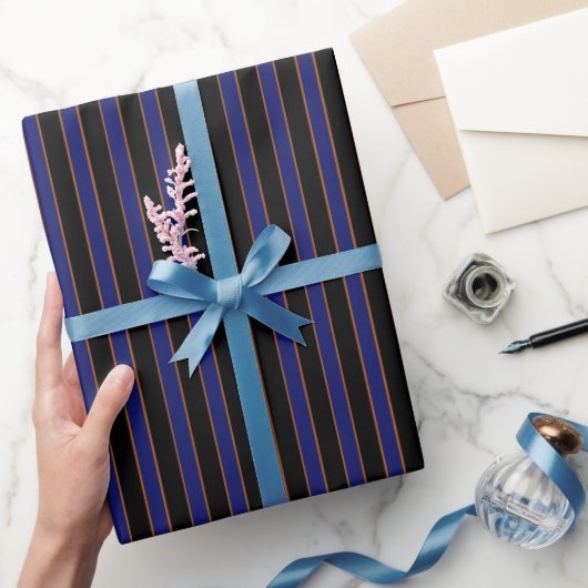 Tiefes vintage gestreiftes Muster Geschenkpapier R (Schenken)