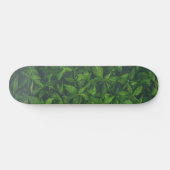 Tiefgrüne Blätter Skateboard (Horizontal)