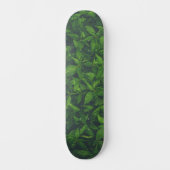 Tiefgrüne Blätter Skateboard (Vorderseite)