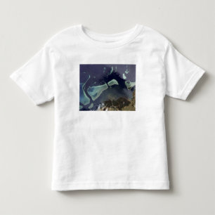 Tiefgrüner Wald auf Land Kleinkind T-shirt