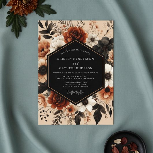 Tiefrote Florale Herbstromanze Hochzeit Einladung