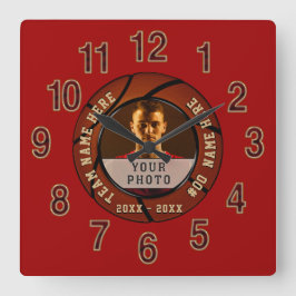 Tiefrotes Foto und personalisierte Basketball-Uhr Quadratische Wanduhr