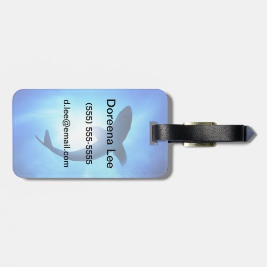 Tiefseehai-Silhouette Gepäckanhänger (Rückseite horizontal)