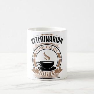 Tierarzt getankt durch Kaffee Kaffeetasse