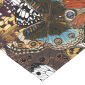 Tierdruck. Schmetterlingsflügel. Kurzer Tischläufer (Ecke)