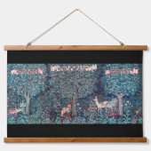 Tiere im Wald, William Morris Wandteppich Mit Holzrahmen (Vorne)