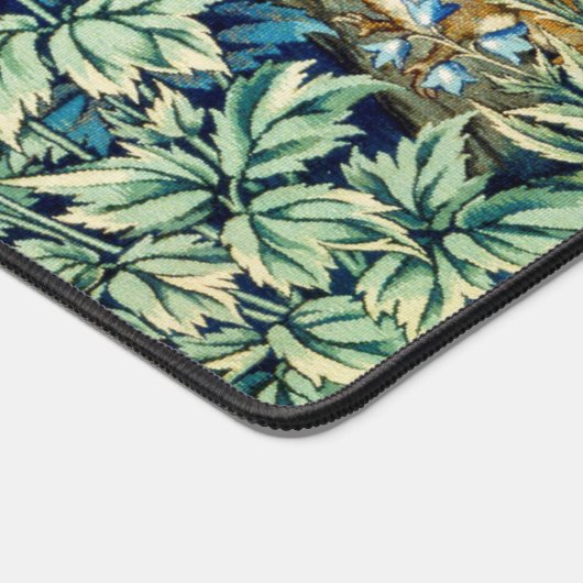 Tiere und Blume, Wald, William Morris Schreibtischunterlage (Ecke)