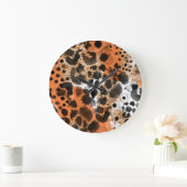 Tierhaut: kreatives Leopardenmuster. Große Wanduhr (Zuhause)