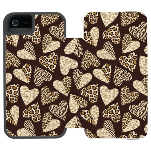 Tierhaut mit Herzen Incipio iPhone Geldbeutel-Hülle (Folio Geöffnet)
