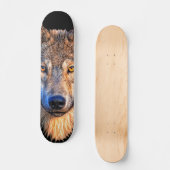 Tierwolf. Scary Grey Wolf head Skateboard (Vorderseite)