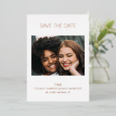 Tiffany Bold Modern Wedding Save the Date Folieneinladung (Stehend vorne)