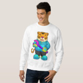 Tiger als Mechaniker mit Schlüssel Sweatshirt (Vorne ganz)