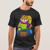 Tiger als Nerd mit Buch T-Shirt (Vorderseite)