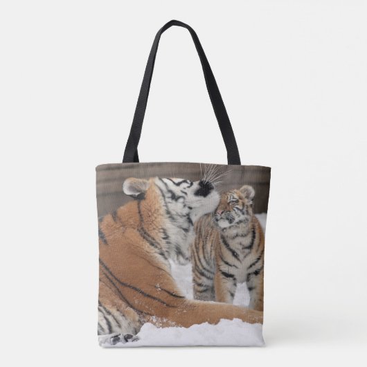 Tiger and Cub Hugs Tasche (Rückseite)