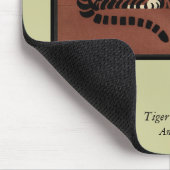 Tiger - Antike, farbenfrohe Buchillustration Mousepad (Ecke)