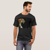 Tiger Approaching - Wildtierarbeiten T-Shirt (Vorne ganz)