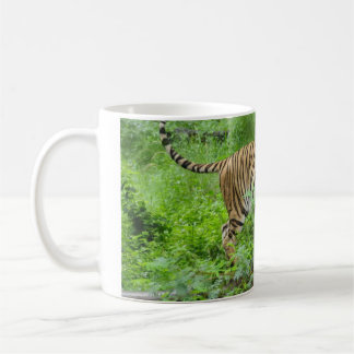 Tiger auf Klotz Kaffeetasse
