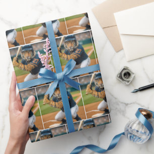 Tiger Baseballspieler #27 schlägt auf Geschenkpapier
