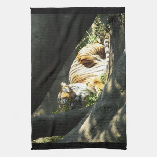 Tiger Catnap Geschirrtuch (Vertikal)