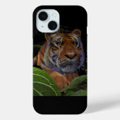 Tiger Crouching im Dschungel Case-Mate iPhone Hülle (Rückseite)