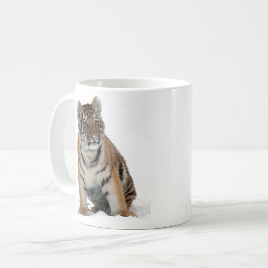 Tiger Cub in the Snow Photograph Kaffeetasse (Vorderseite Links)