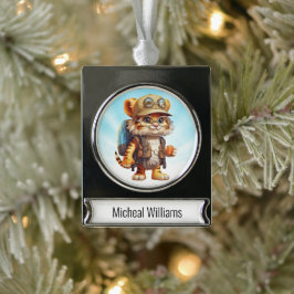 Tiger Cub mit Rucksack und Kaffee Banner-Ornament Silber