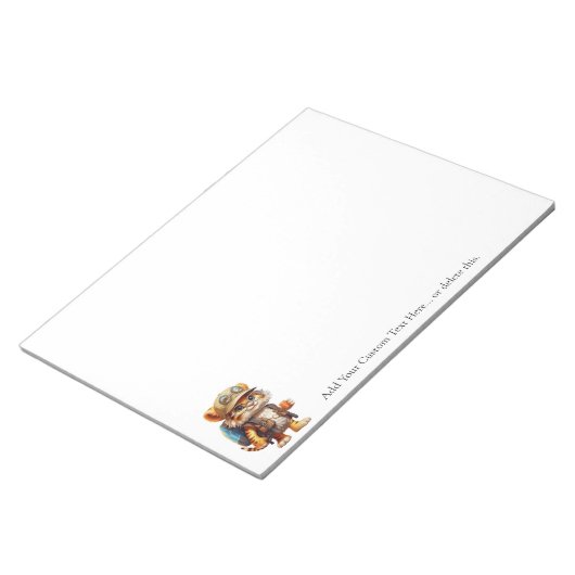 Tiger Cub mit Rucksack und Kaffee Notizblock (angewinkelt)