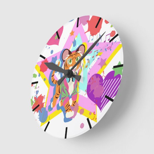 Tiger Cub Runde Wanduhr (Winkel)