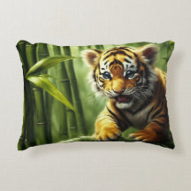Tiger Cub Throw Kissen