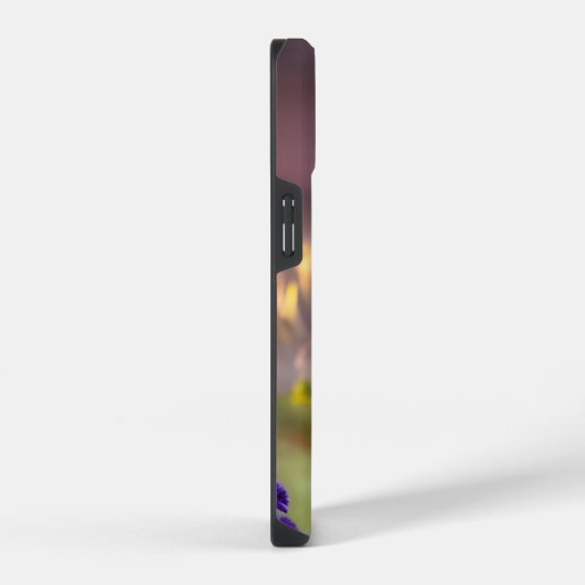 Tiger Cub, violette Blumen iPhone Hülle (Rechte Seite)