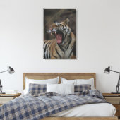 Tiger Cub Yawning Leinwanddruck (Insitu (Schlafzimmer))