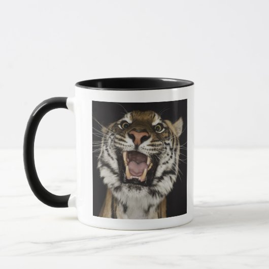 Tiger, der 2 brüllt tasse (Links)