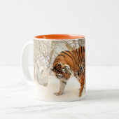 Tiger-Familie Zweifarbige Tasse (Vorderseite Links)