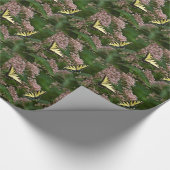 Tiger-Frack-Schmetterlinge auf Joe Pye Weed Geschenkpapier (Ecke)