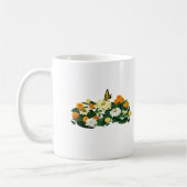 Tiger-Frack über Zinnia Kaffeetasse (Links)