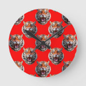 Tiger Head Pattern Design Red Runde Wanduhr (Vorderseite)
