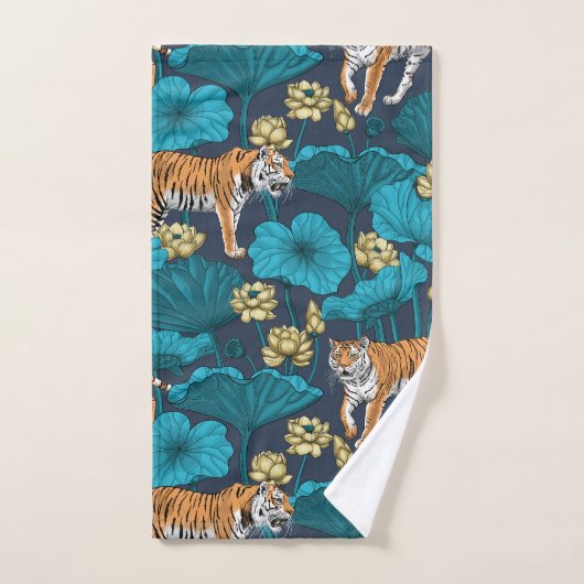 Tiger im gelben Lotusteich Badhandtuch Set (Handtuch)