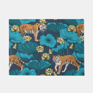 Tiger im gelben Lotusteich Fußmatte