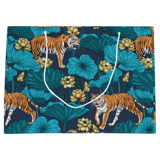 Tiger im gelben Lotusteich Große Geschenktüte (Vorderseite)