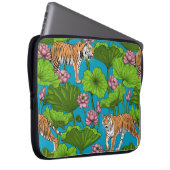 Tiger im rosa Lotusteich Laptopschutzhülle (Vorne Rechts)