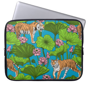 Tiger im rosa Lotusteich Laptopschutzhülle