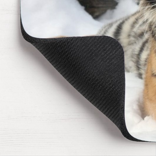 Tiger im Schnee Mousepad (Ecke)