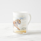 Tiger in Aktion 2 Porzellantasse (Vorderseite Rechts)